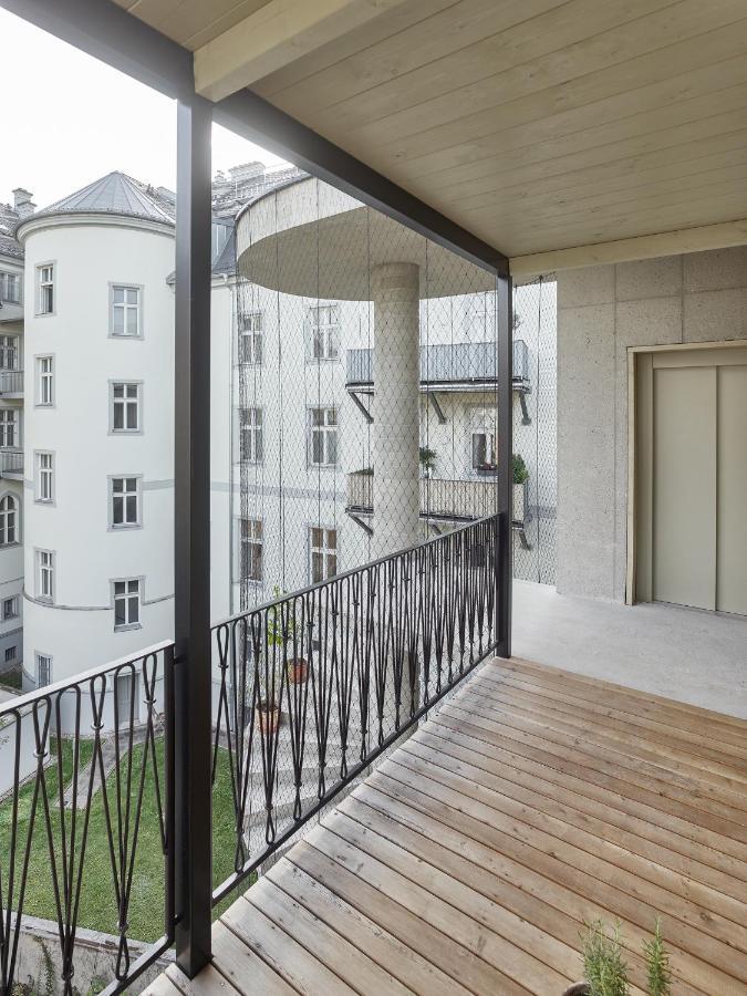 Schick Und Luftig Im Herzen Von Linz Dış mekan fotoğraf